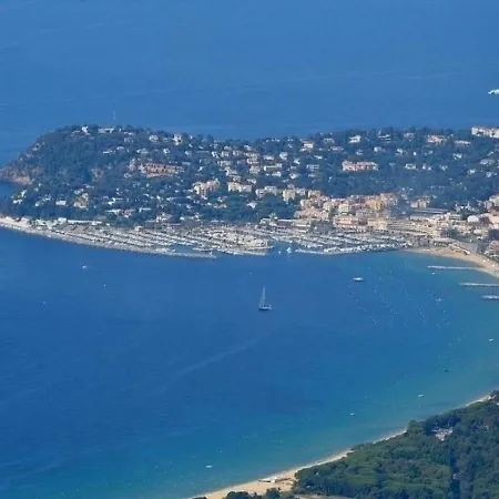 T3 Avec Vue Mer Dans Une Calme *