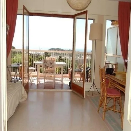 T3 Avec Vue Mer Dans Une Calme Lejlighed Cavalaire-sur-Mer